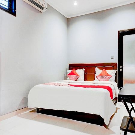 Oyo 90438 Mampang 34 Residence جاكرتا المظهر الخارجي الصورة