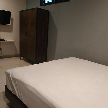 Oyo 90438 Mampang 34 Residence جاكرتا المظهر الخارجي الصورة