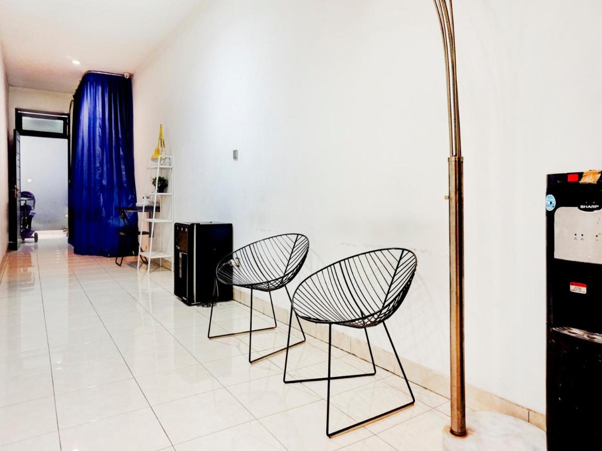 Oyo 90438 Mampang 34 Residence جاكرتا المظهر الخارجي الصورة