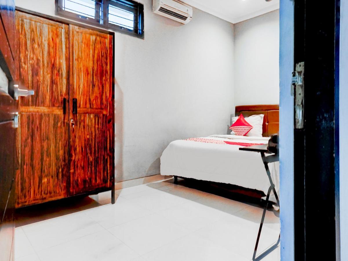 Oyo 90438 Mampang 34 Residence جاكرتا المظهر الخارجي الصورة
