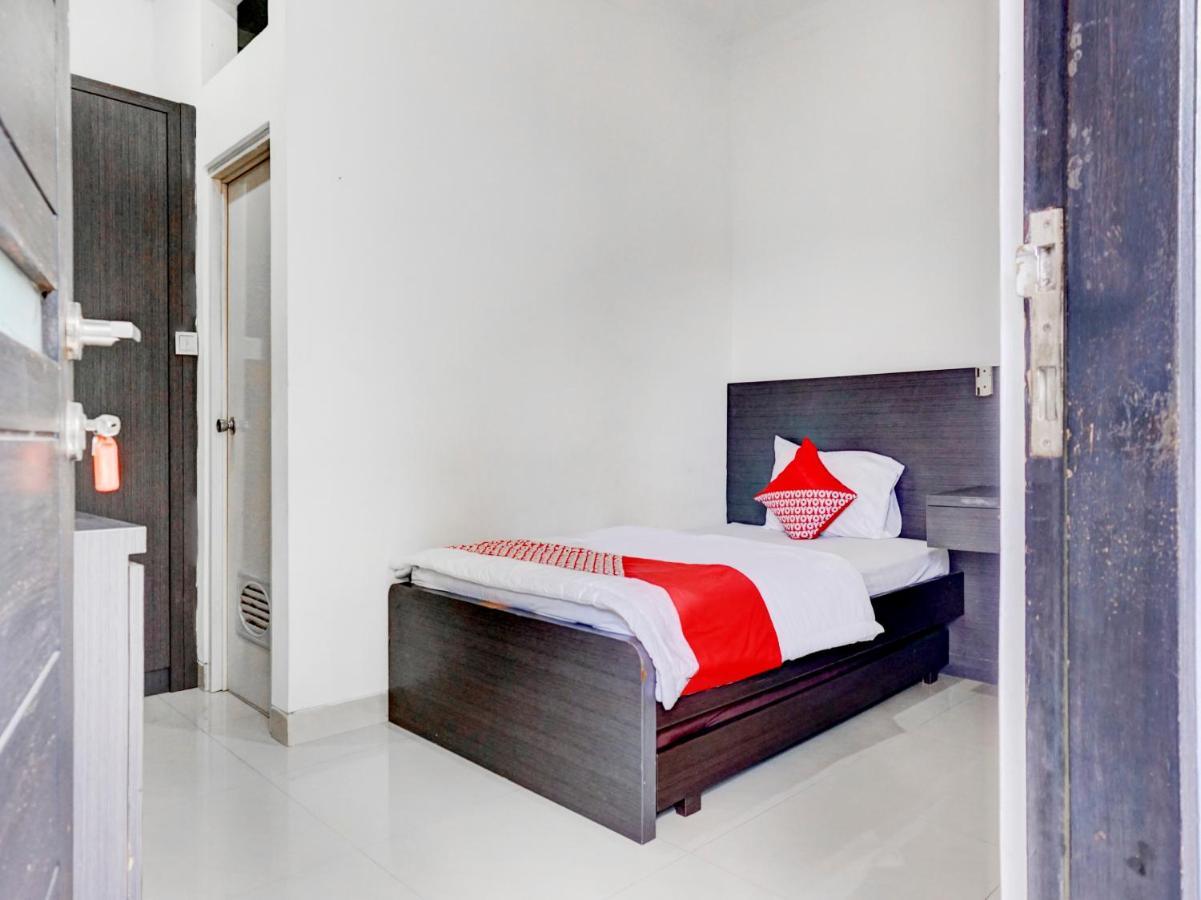 Oyo 90438 Mampang 34 Residence جاكرتا المظهر الخارجي الصورة