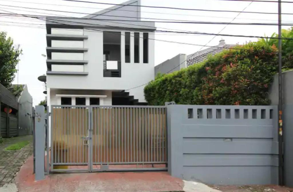 Oyo 90438 Mampang 34 Residence جاكرتا المظهر الخارجي الصورة