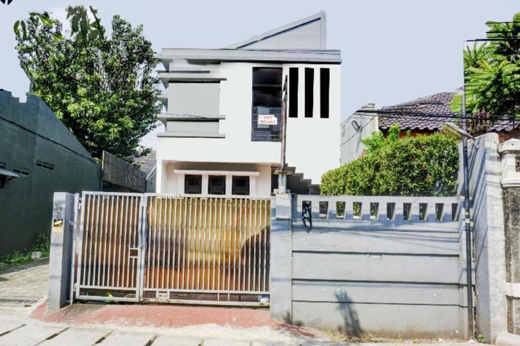 Oyo 90438 Mampang 34 Residence جاكرتا المظهر الخارجي الصورة